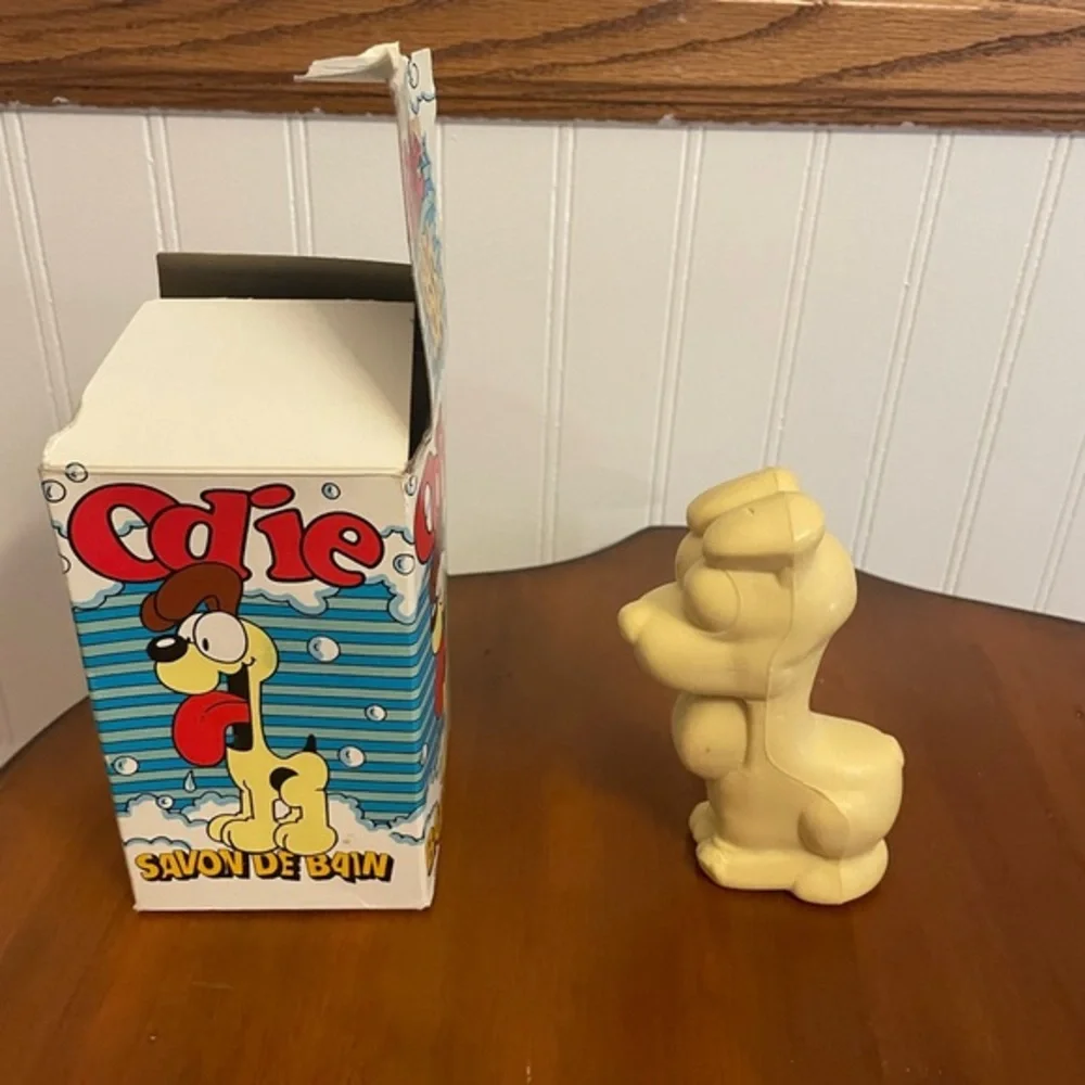 Unused Vintage United Feature Syndicate Garfield's Dog - Odie Bath‎ Soap
